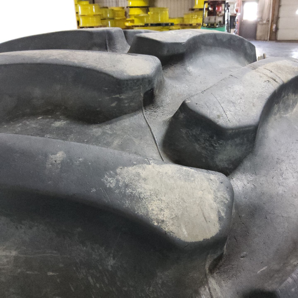28L-26 Firestone Super All Traction 23 R-1 E (10 Ply), 85%