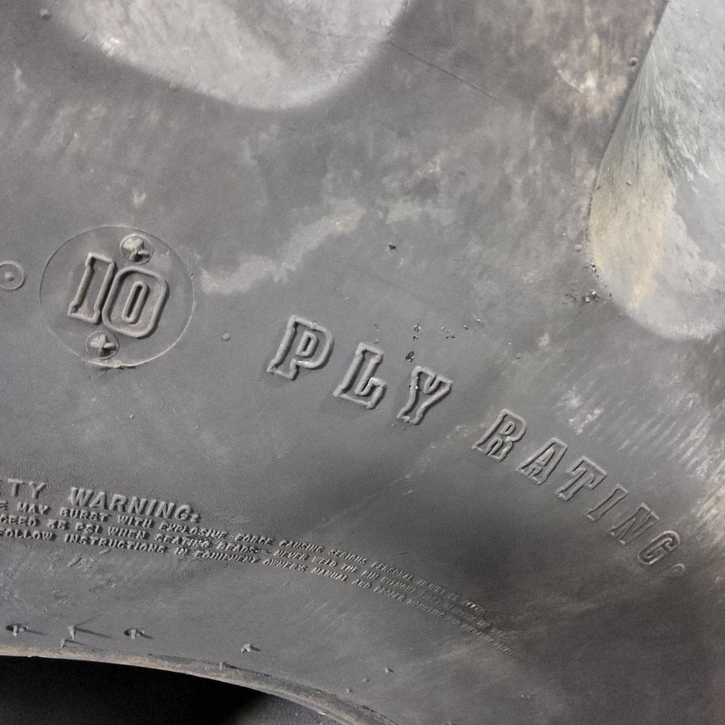 28L-26 Firestone Super All Traction 23 R-1 E (10 Ply), 85%