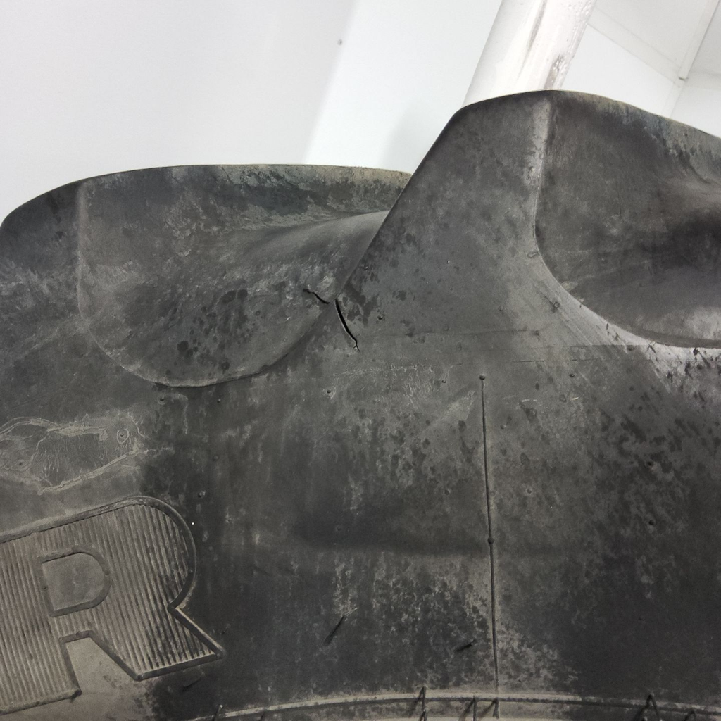 480/80R50 Goodyear Farm DT800 Super Traction R-1W 159A8 75%
