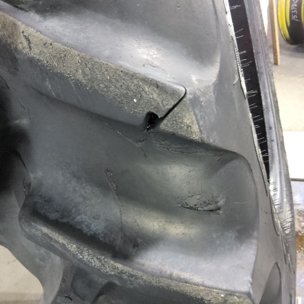 480/80R50 Goodyear Farm DT800 Super Traction R-1W 159A8 75%