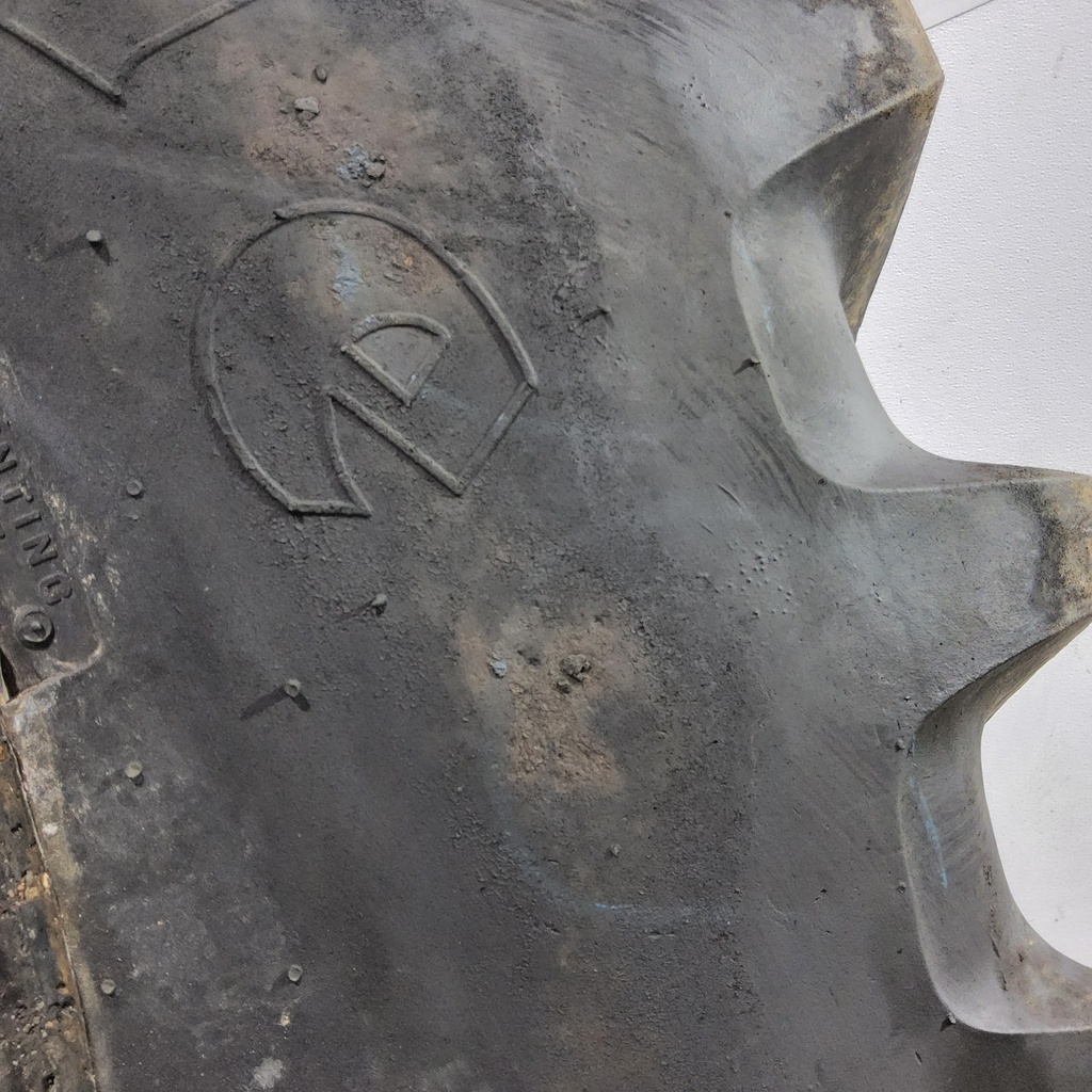18.4R38 Firestone Radial All Traction 23 R-1 141A8 99%