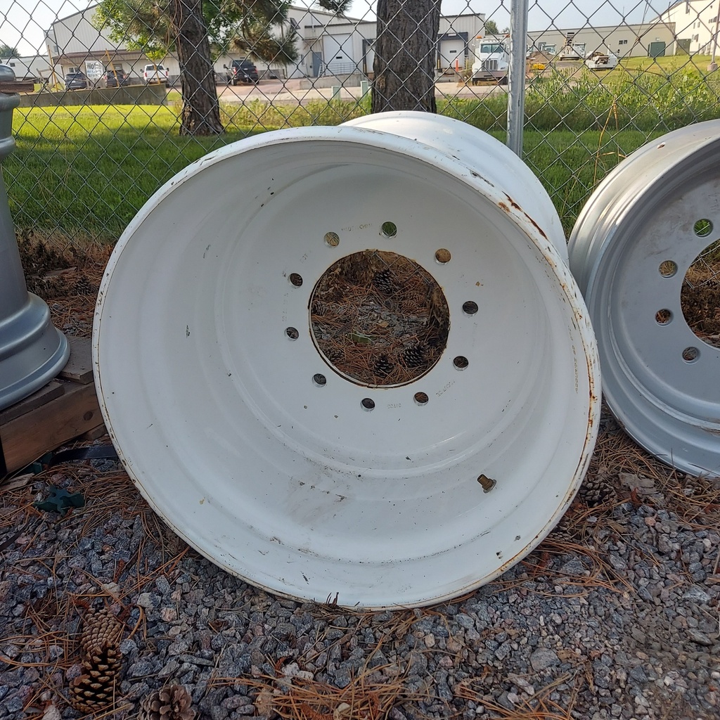 20"W x 22.5"D, Gloss White 10-Hole Hub Pilot , -1.72" Offsetk