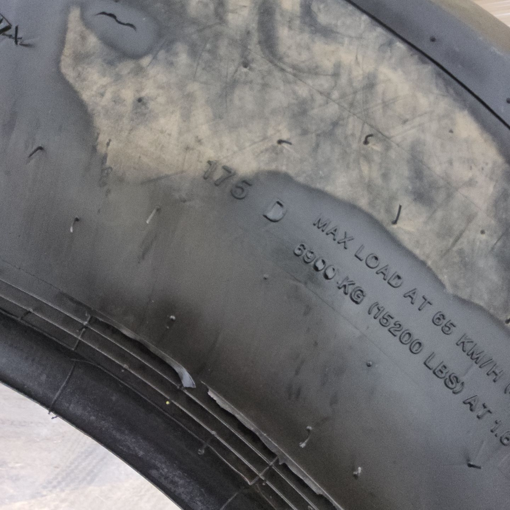 LSW1100/35R32 Goodyear Farm Optitrac R-1W 175D