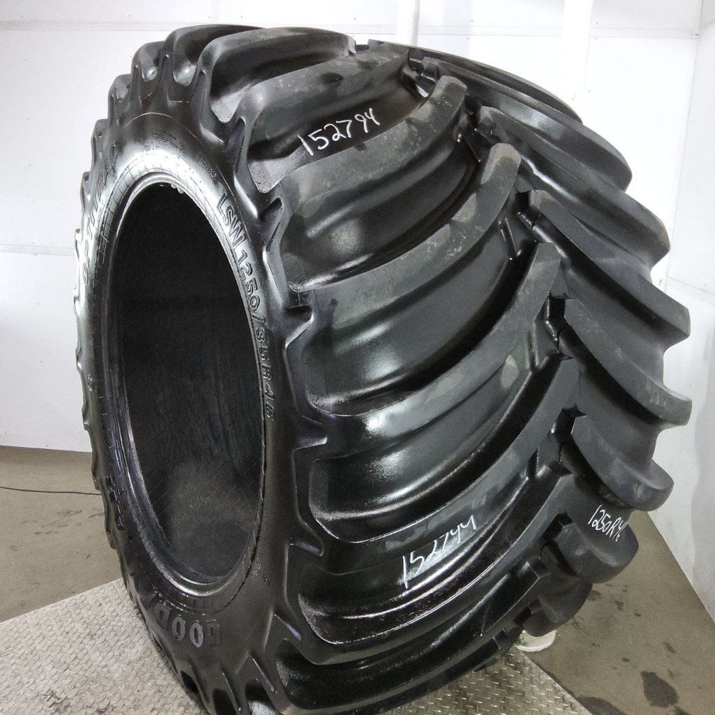LSW1250/35R46 Goodyear Farm Optitrac R-1W 195D 80%