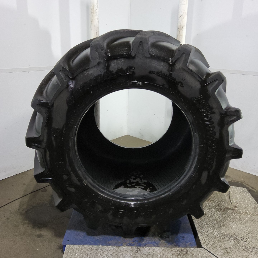 LSW1100/35R32 Goodyear Farm Optitrac R-1W 175D 80%