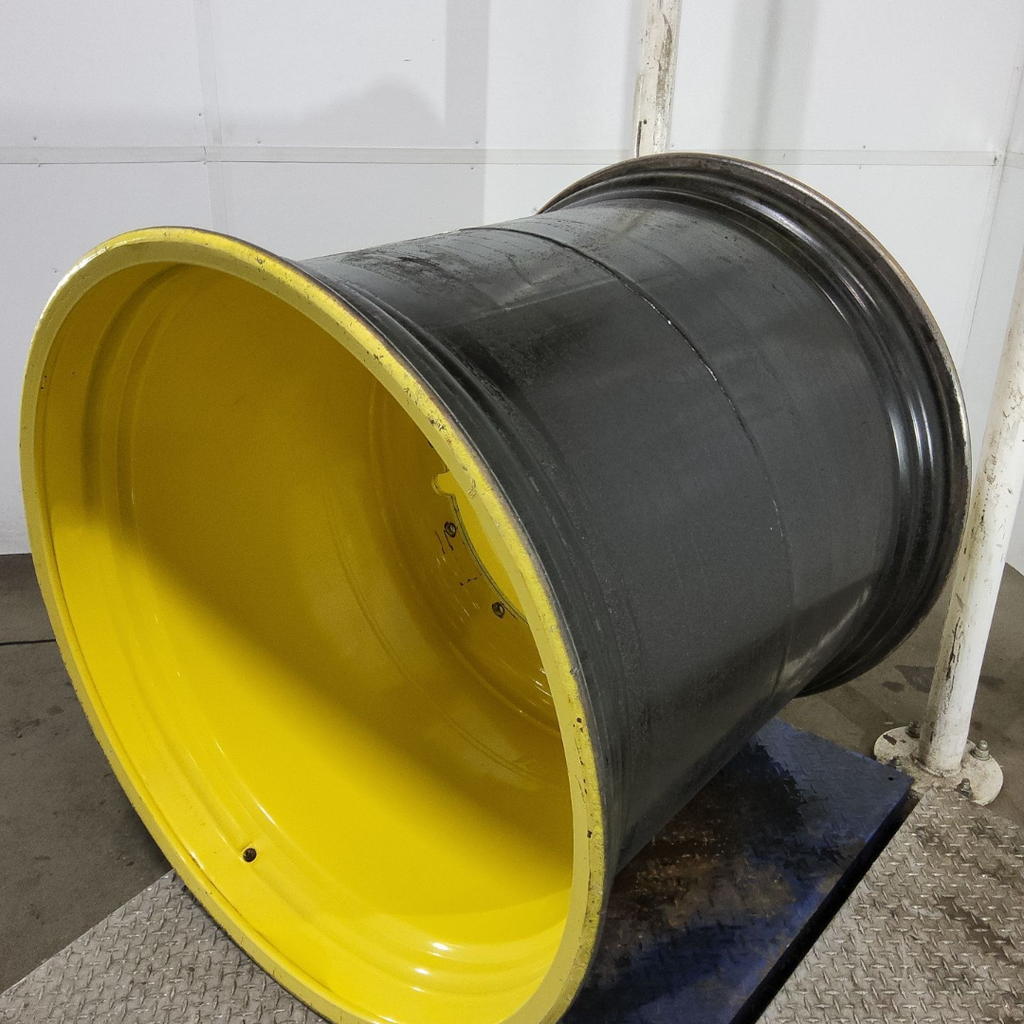 44"W x 46"D, John Deere Yellow 12-Hole Stub Disc , -9.5" Offset