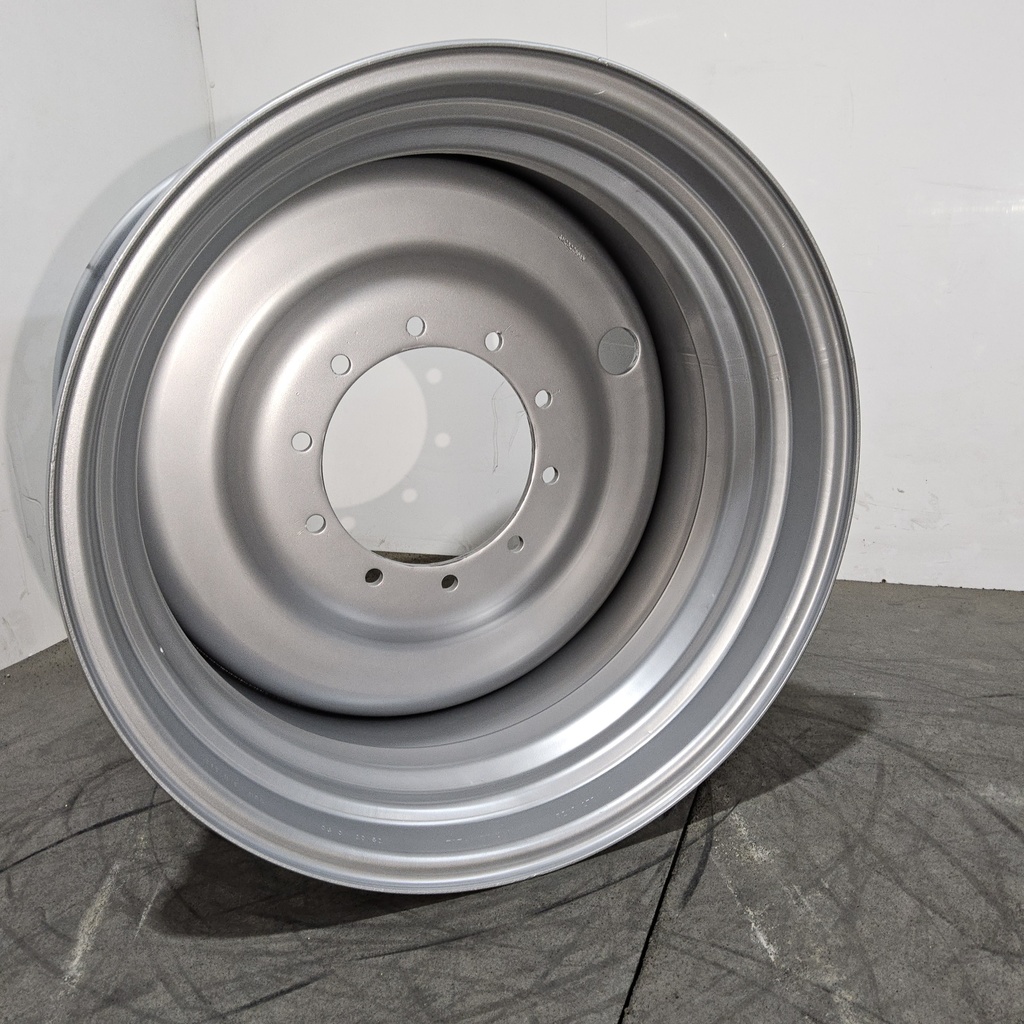27"W x 32"D, Case IH Silver Mist 10-Hole Formed Plate , 2.81" Offset