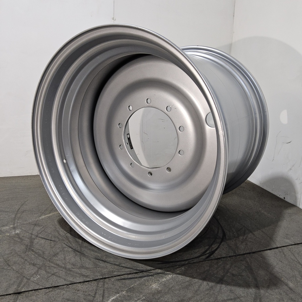 27"W x 32"D, Case IH Silver Mist 10-Hole Formed Plate , 2.81" Offset