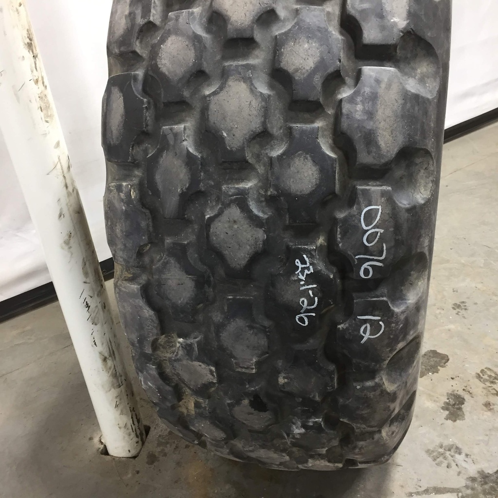 23.1/-26 Firestone All Non-Skid Tractor R-3, D (8 Ply) 85%