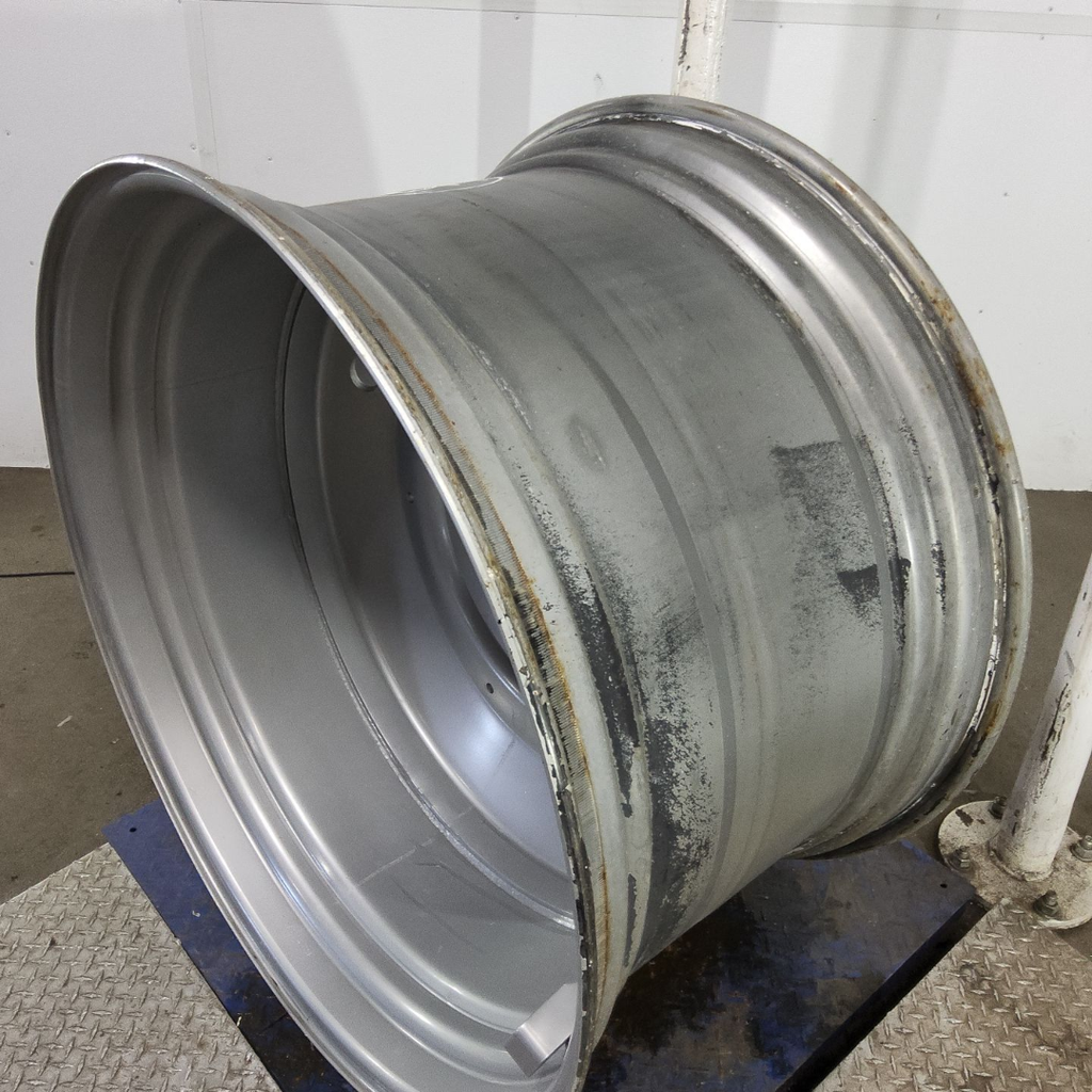 25"W x 42"D, Case IH Silver Mist 10-Hole Formed Plate , -7.88" Offset