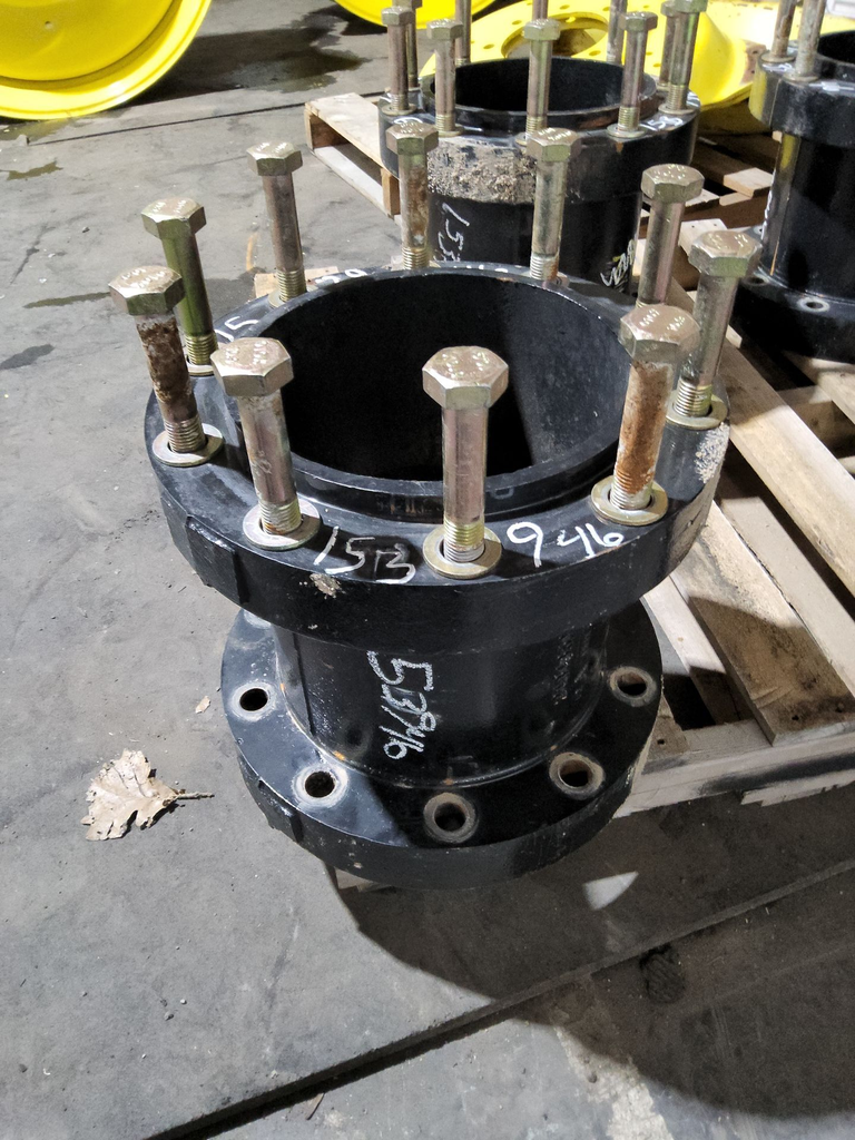 10-Hole 13"L Hub Extension, Black