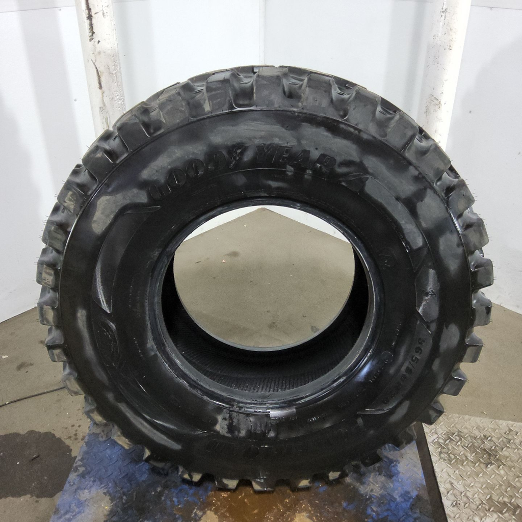 365/80R20 Goodyear Powerload E-2/L-2 141B/153A2 99%