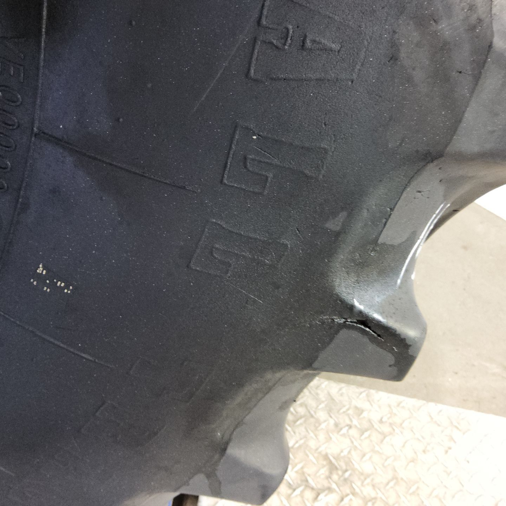14.9R30 Firestone Radial All Traction FWD R-1 134A8 55%