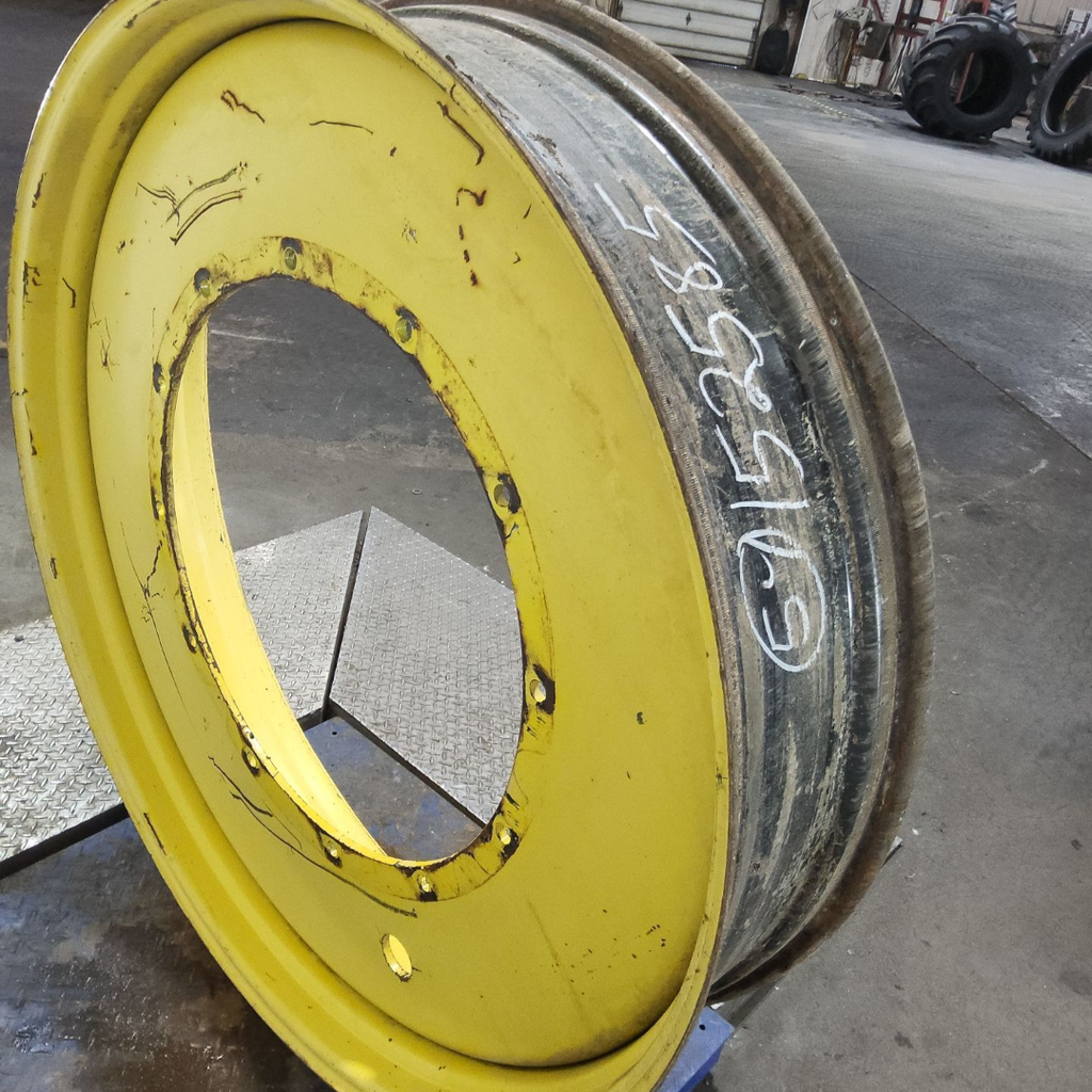12"W x 54"D, John Deere Yellow 12-Hole Stub Disc , -3.38" Offset