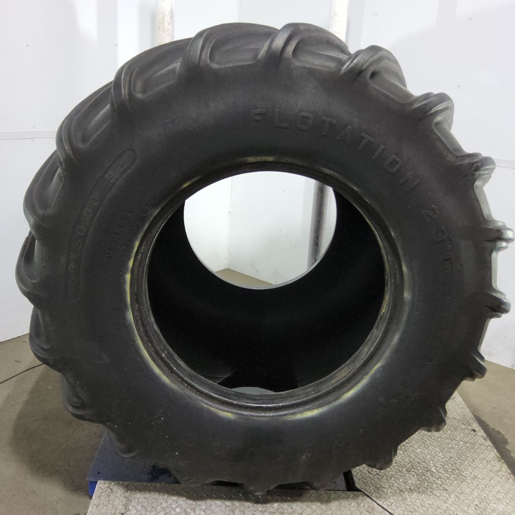 68x50.00-32 Firestone Flotation 23 DT HF-3 H (16 Ply), 85%