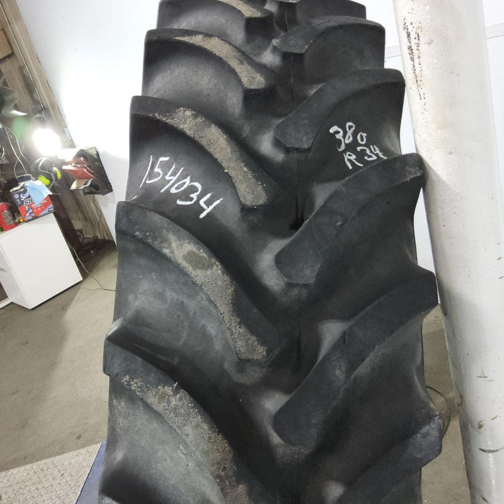 380/85R34 Firestone Radial All Traction FWD R-1 157B 80%