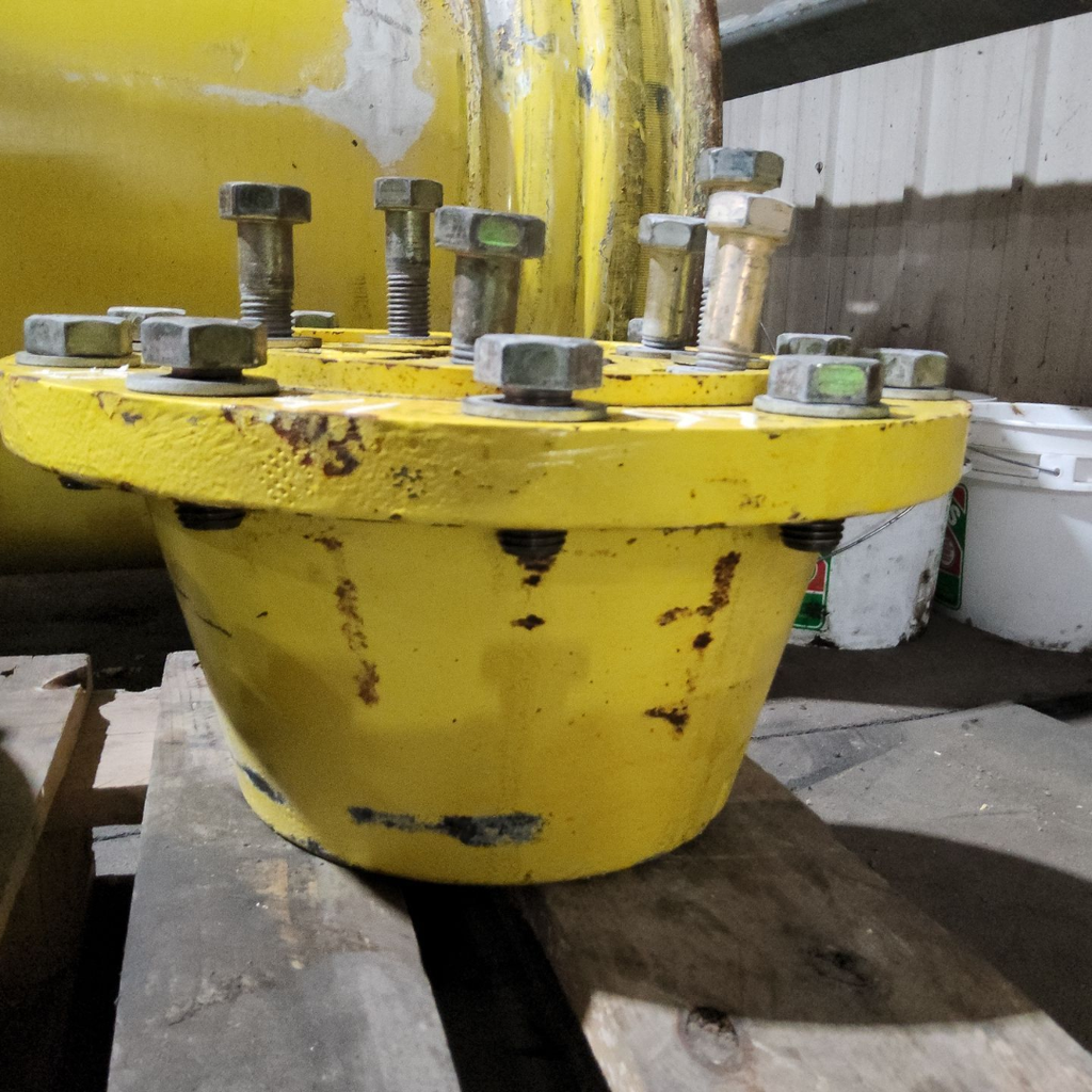 10-Hole Wedg-Lok Style, 3.62" (92.08mm) axle, John Deere Yellow