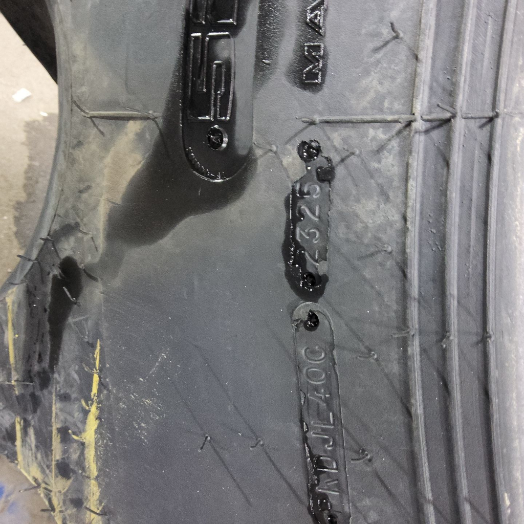 520/85R42 Goodyear Farm Special Sure Grip Radial TD8 R-2 162B 99%