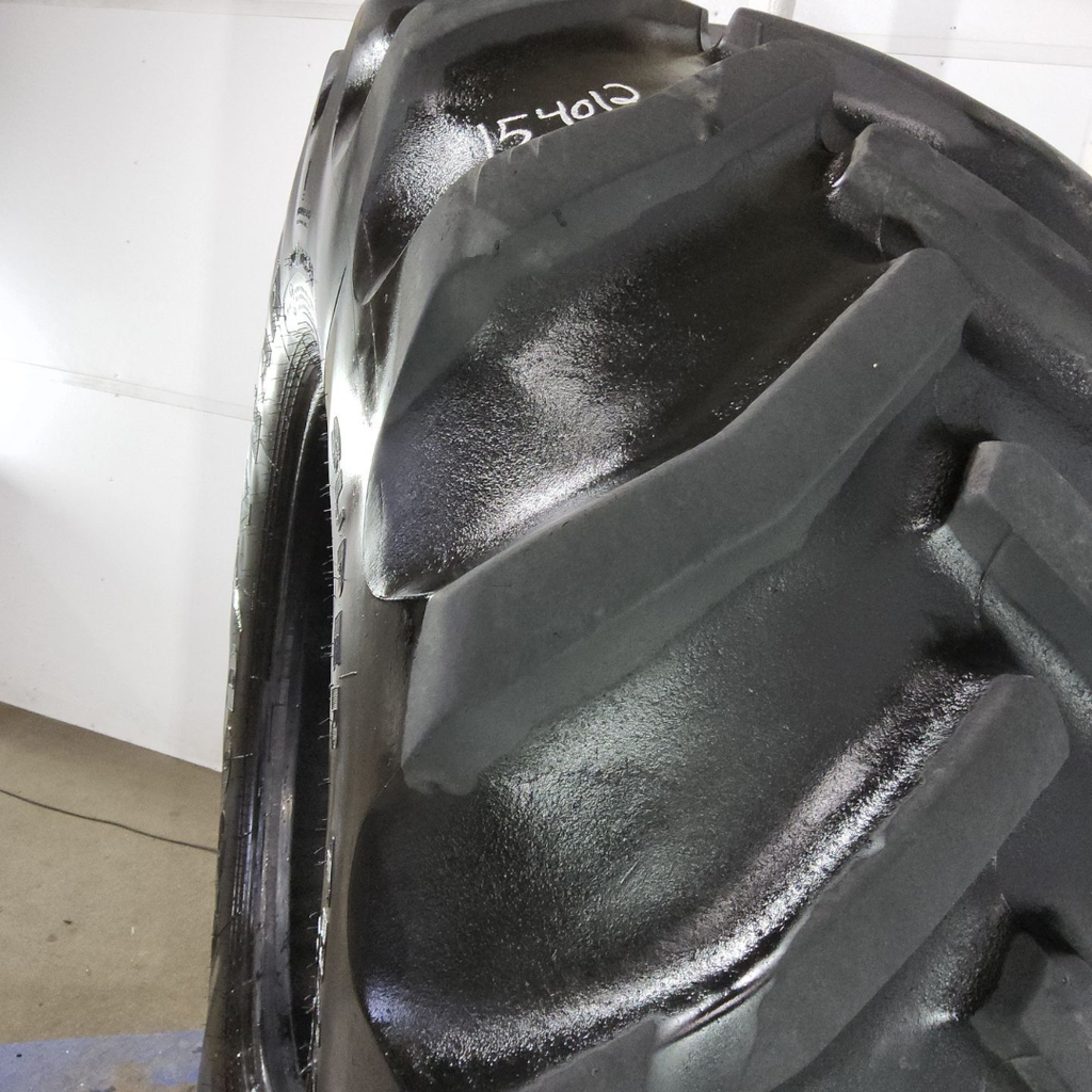 800/70R38 Goodyear Farm DT820 Super Traction R-1W 173A8 75%