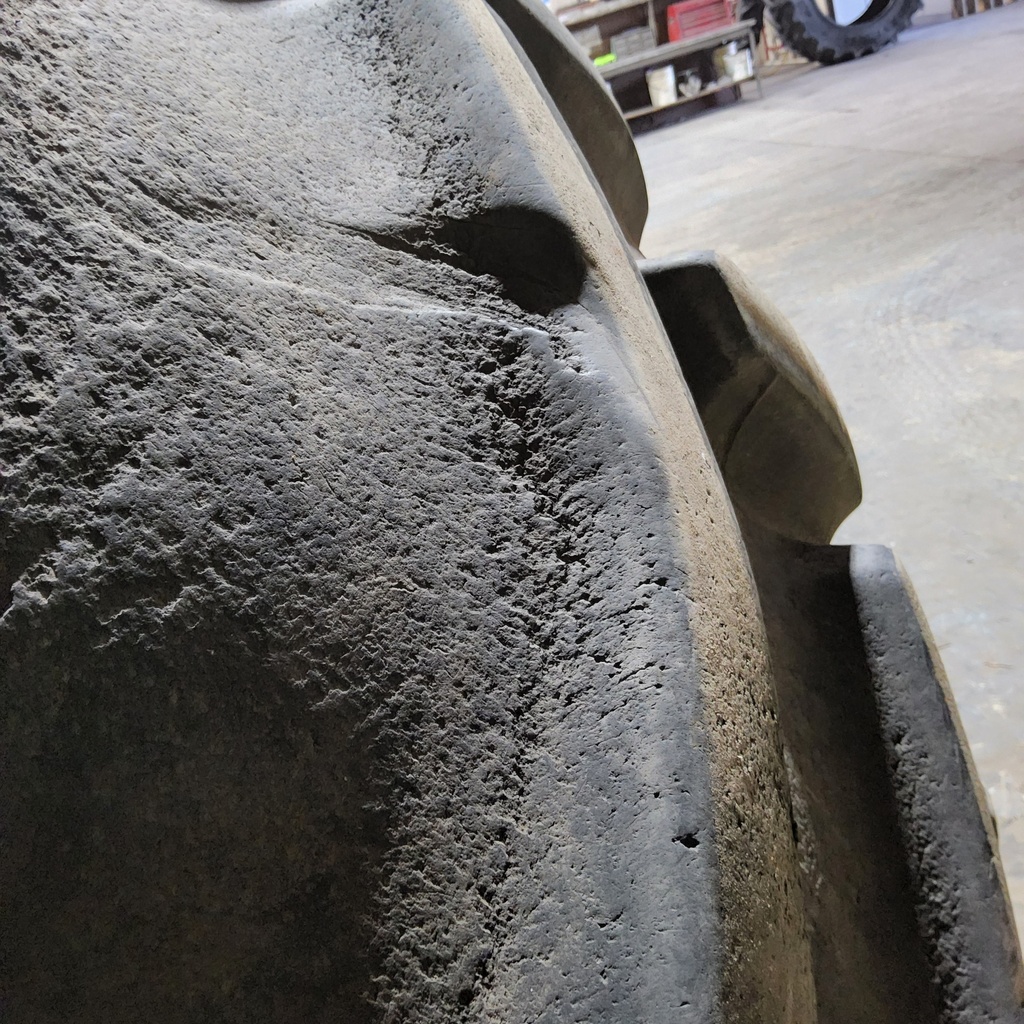 800/70R38 Goodyear Farm DT820 Super Traction R-1W 173A8 75%