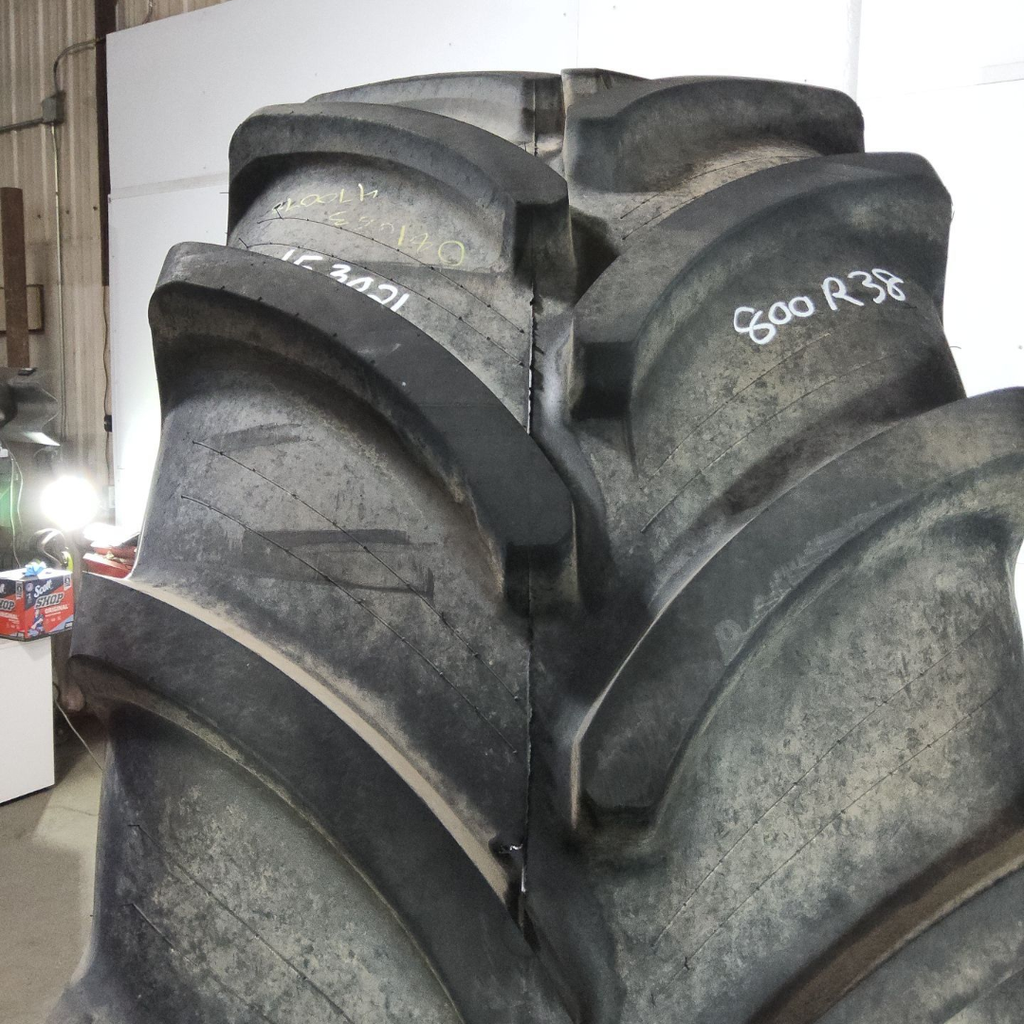 800/70R38 Firestone Maxi Traction R-1W 173D/173B 95%