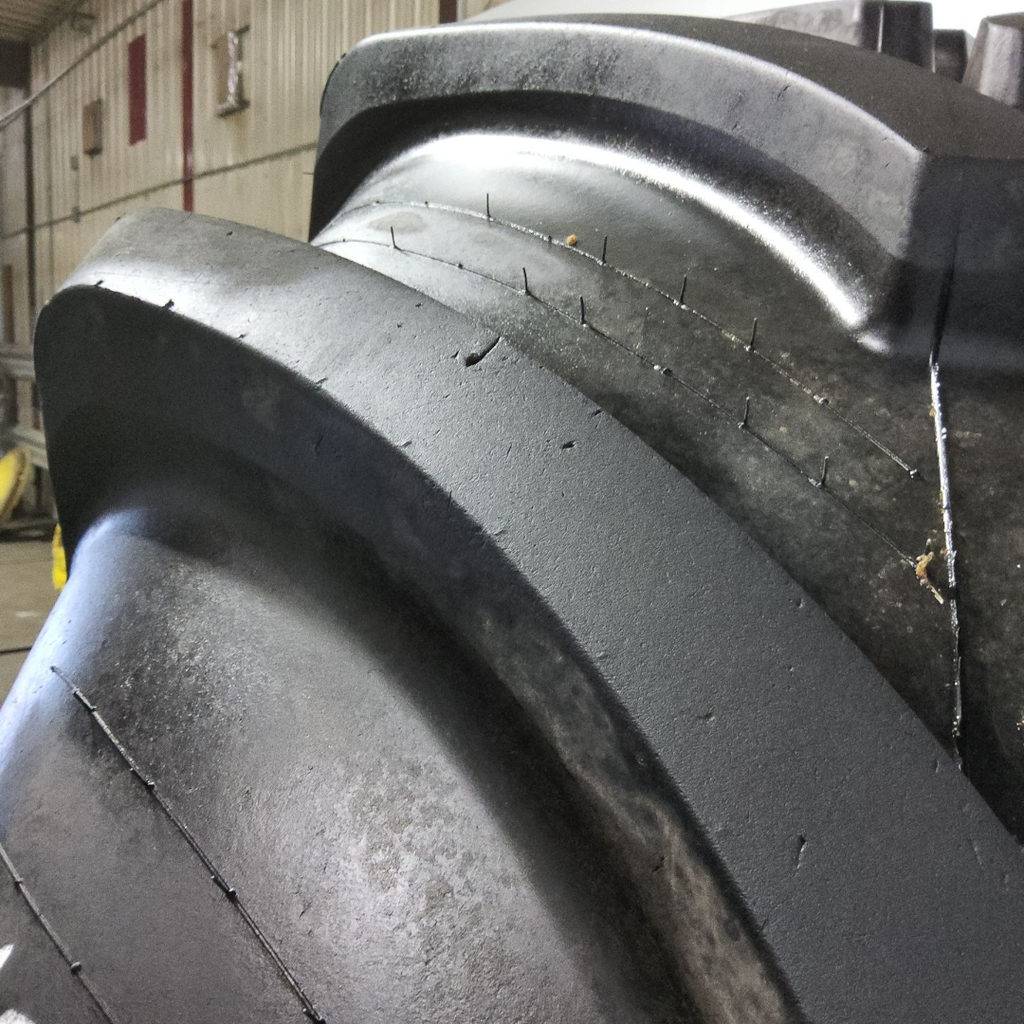 800/70R38 Firestone Maxi Traction R-1W 173D/173B 95%