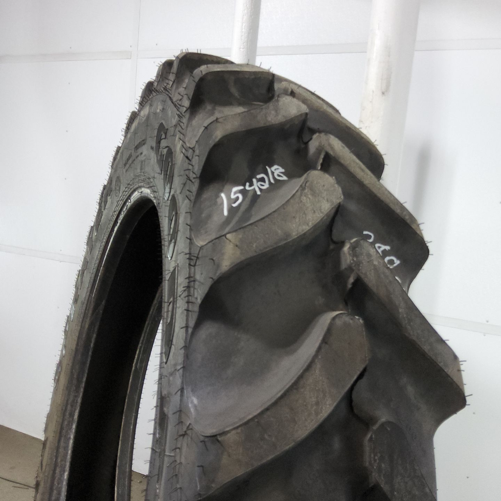 VF380/105R50 Goodyear Farm Ultra Sprayer R-1 179D 99%