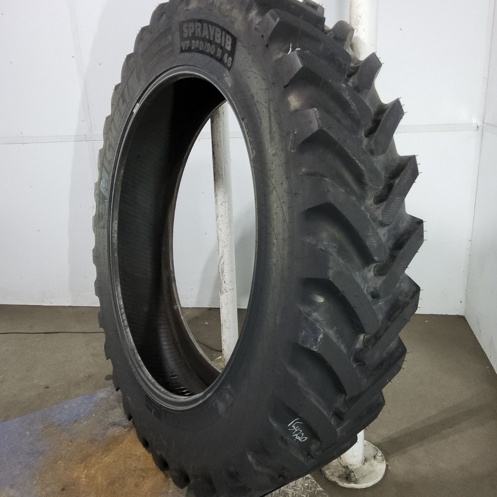 VF380/90R46 Michelin Spraybib CFO R-1S 173D 99%