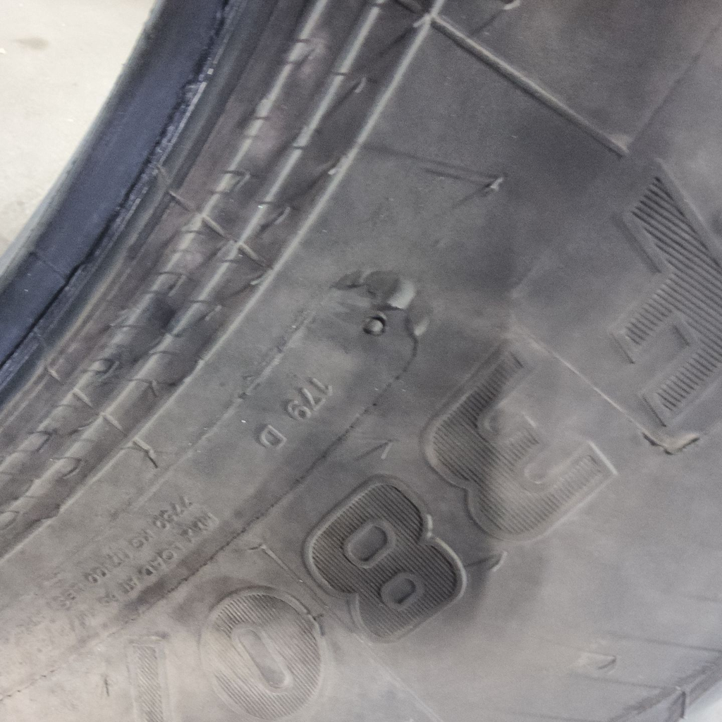 VF380/105R50 Goodyear Farm Ultra Sprayer R-1 179D 99%
