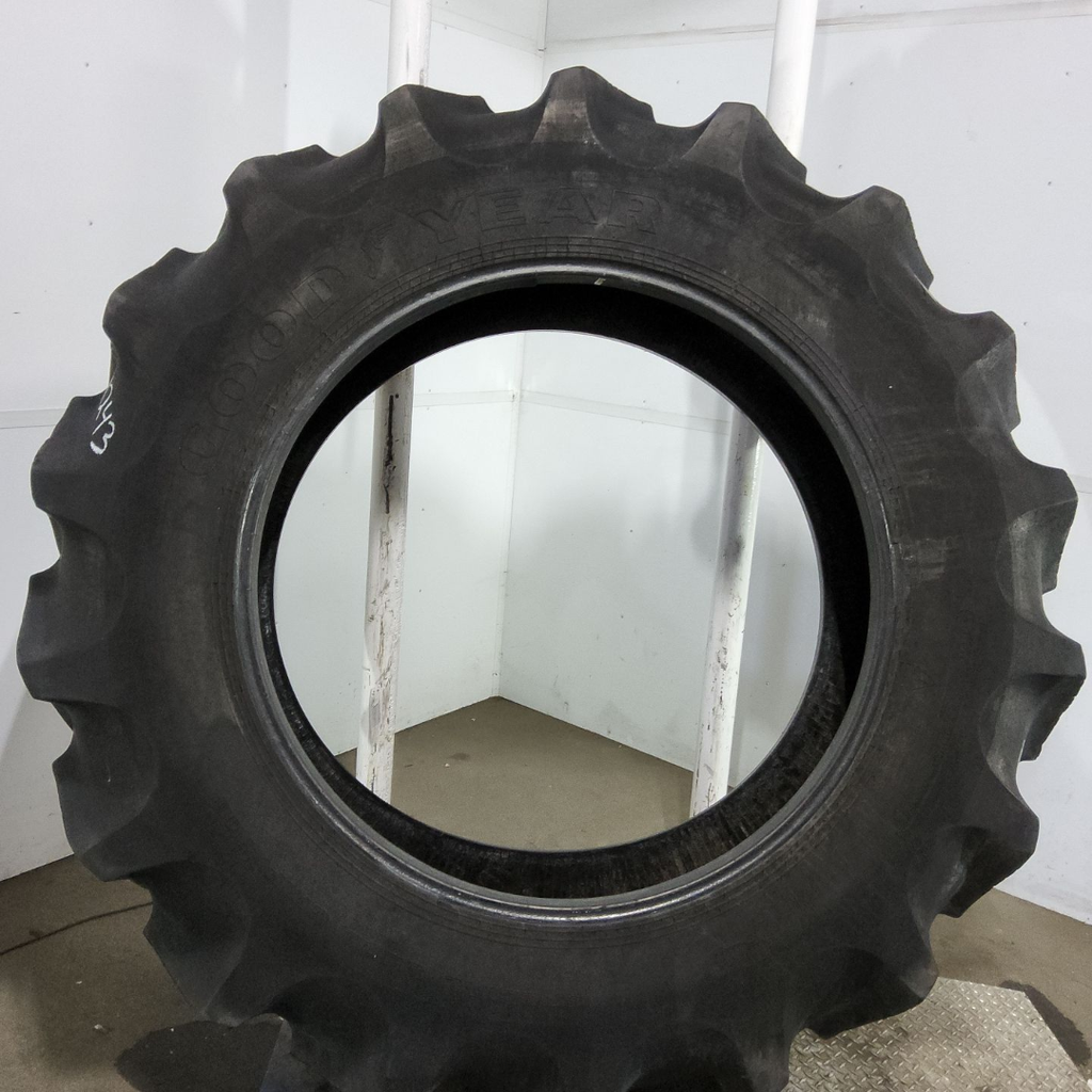 520/85R46 Goodyear Farm Special Sure Grip Radial TD8 R-2 158B 70%