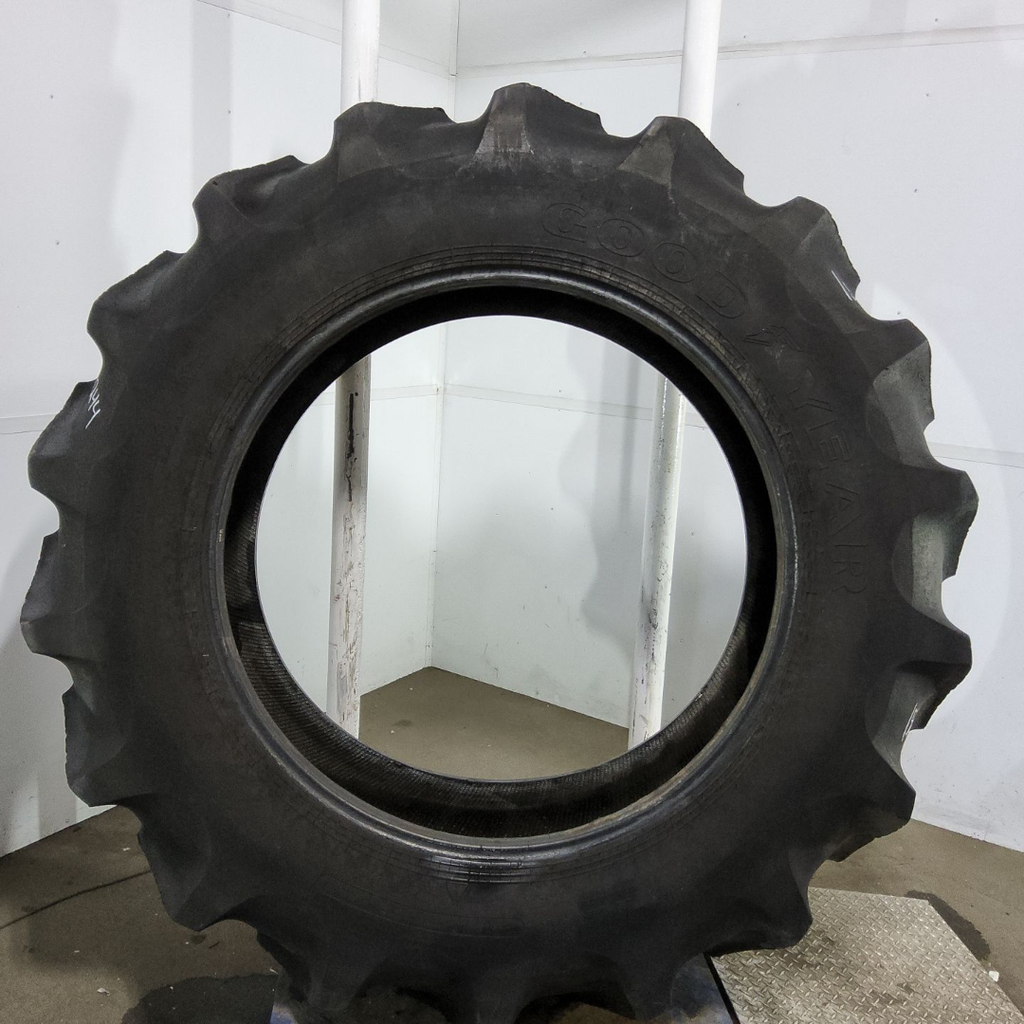 520/85R46 Goodyear Farm Special Sure Grip Radial TD8 R-2 158B