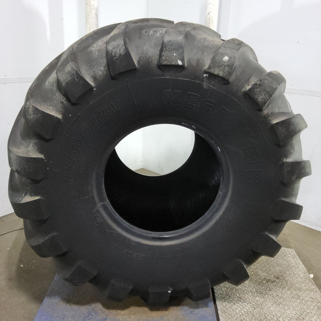 1000/50R25 Michelin MegaXBib R-1W 166D/172A8 80%