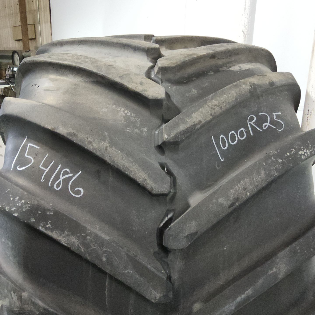 1000/50R25 Michelin MegaXBib R-1W 166D/172A8 80%
