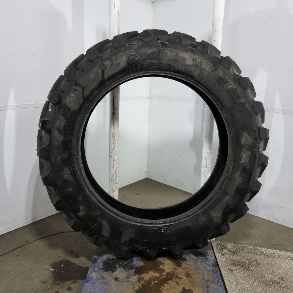 380/90R46 Goodyear Farm Ultra Sprayer R-1 168A8/168B 99%