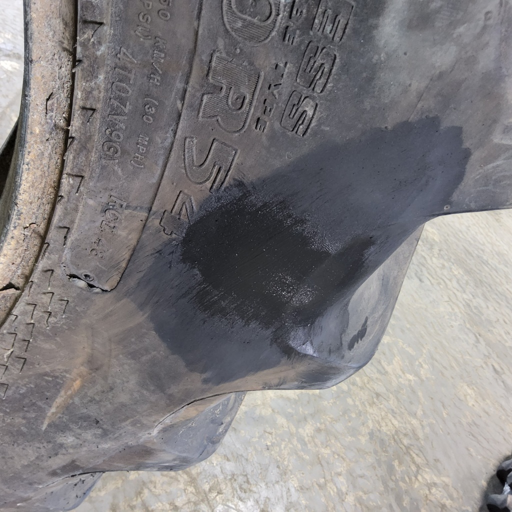 380/90R54 Goodyear Farm DT800 Super Traction R-1W 152A8 70% 380/90R54 Goodyear 50%