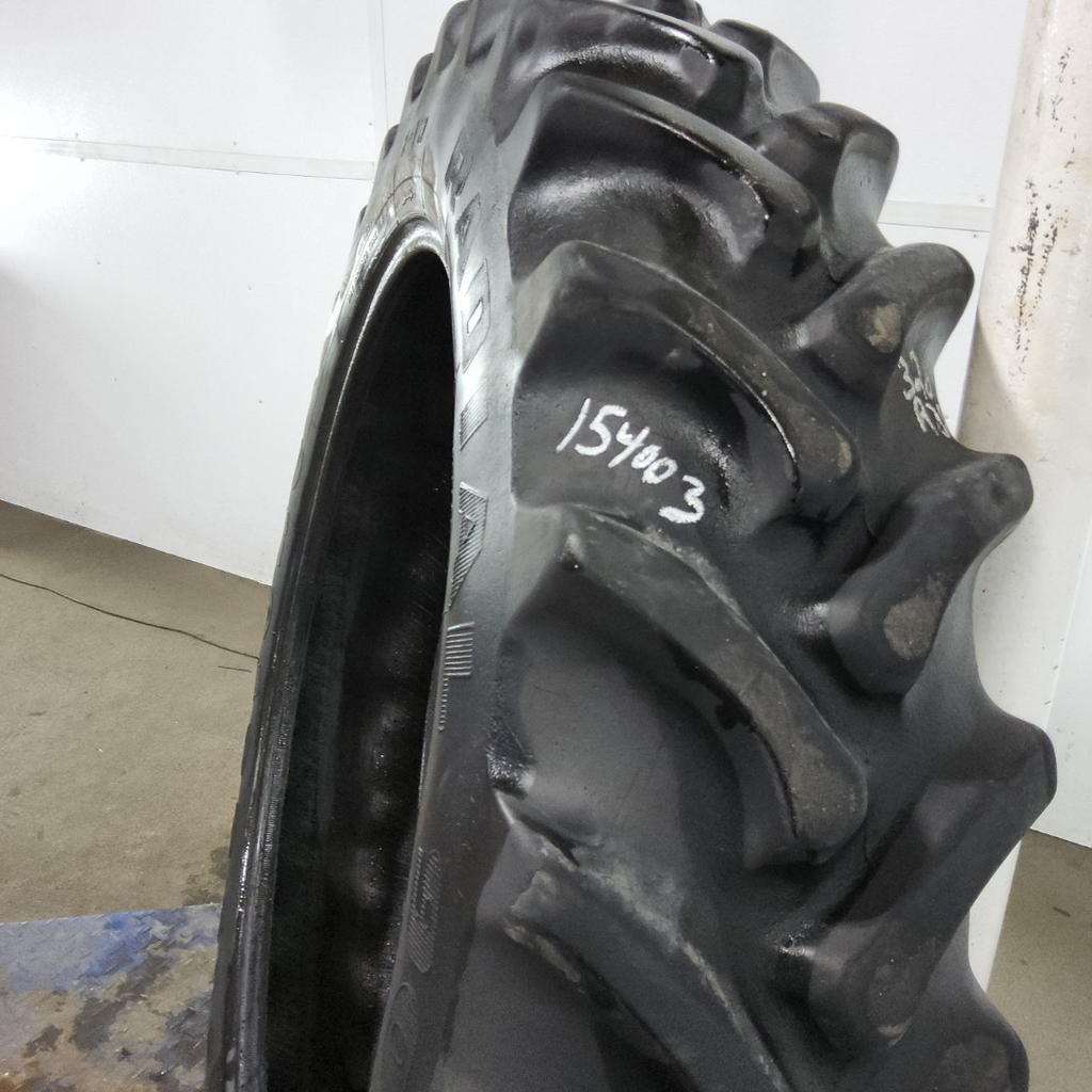320/85R38 Firestone Radial 9000 R-1W 143B 70%