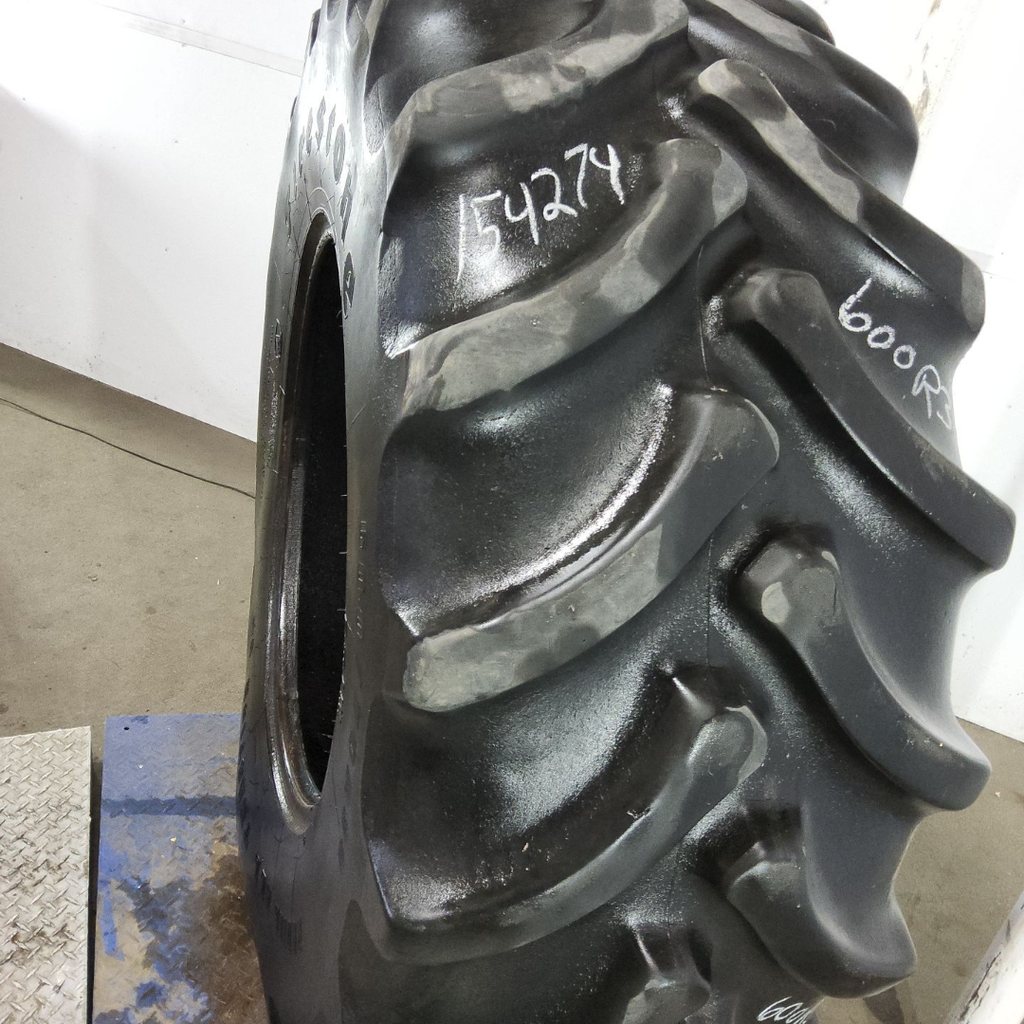600/70R30 Firestone Radial All Traction DT R-1W 152B 70%