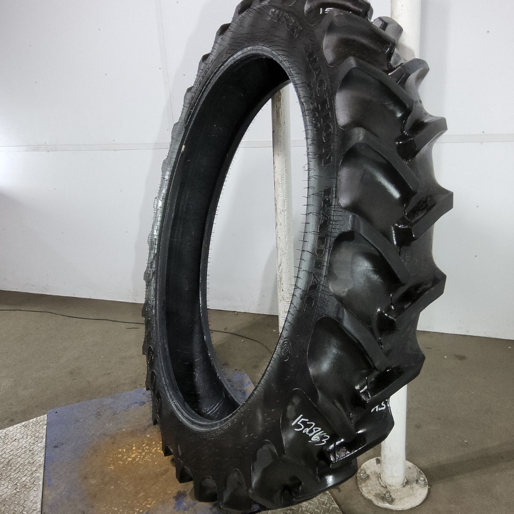 320/90R54 Goodyear Farm DT800 Super Traction R-1W 149A8 90%