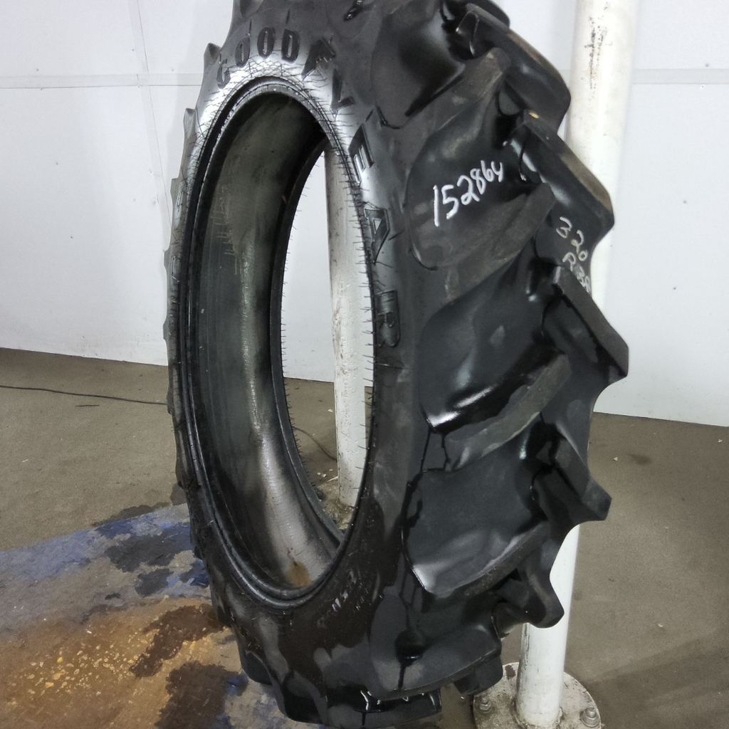 320/85R38 Goodyear Farm DT800 Super Traction R-1W 143A8