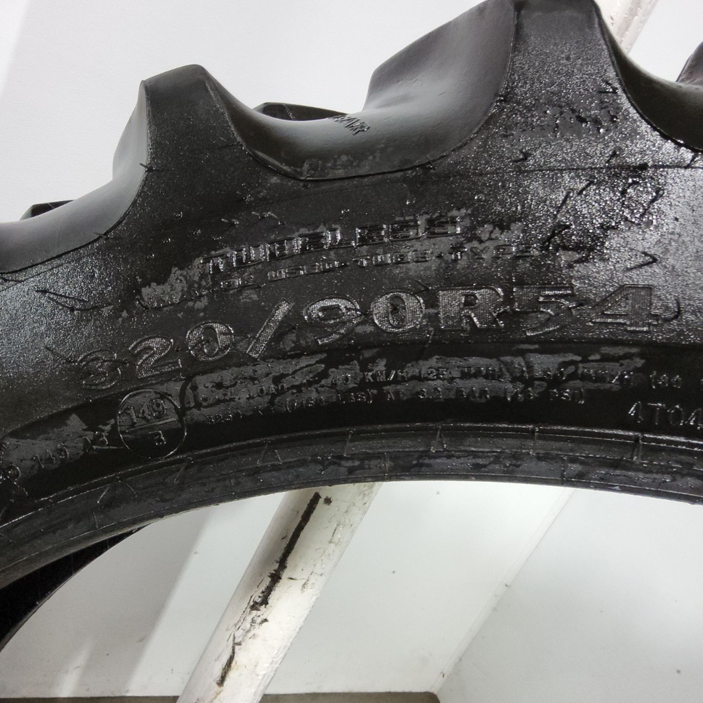 320/90R54 Goodyear Farm DT800 Super Traction R-1W 149A8 90%