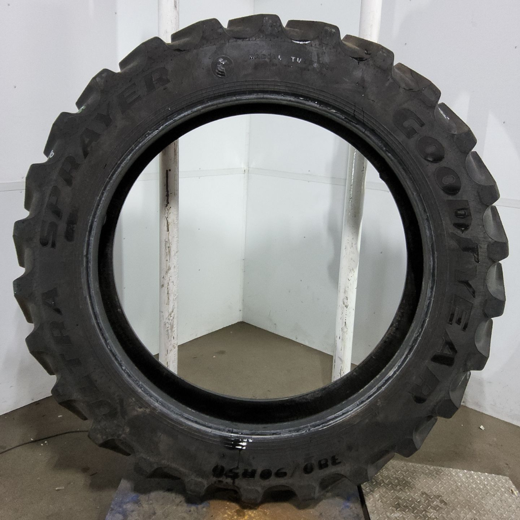 380/90R50 Goodyear Farm Ultra Sprayer R-1 169B 99%