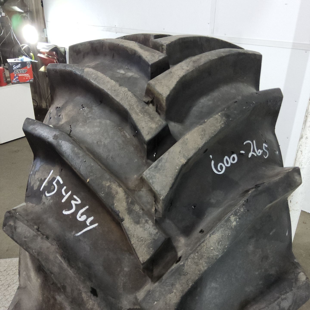 600/55-26.5 Trelleborg T414 R-1W 148A8 85%