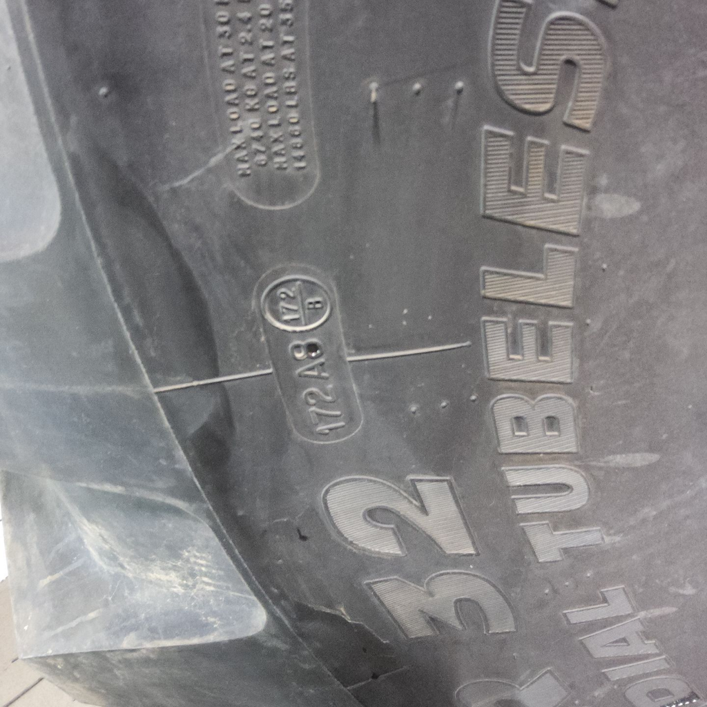 800/65R32 Michelin MegaXBib R-1W 172B 95%