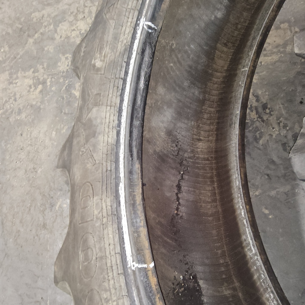 520/85R46 Goodyear Farm Special Sure Grip Radial TD8 R-2 158B 70%