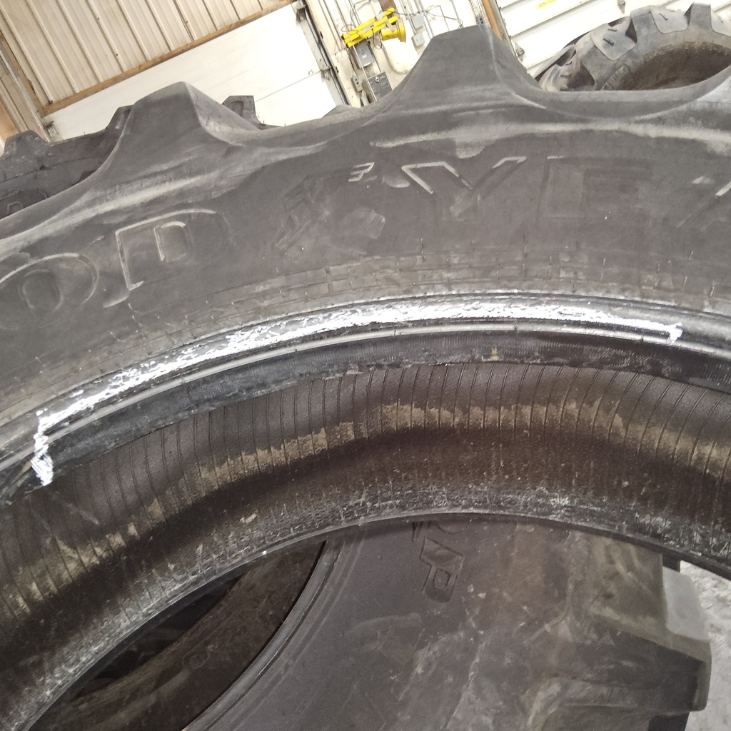 520/85R46 Goodyear Farm Special Sure Grip Radial TD8 R-2 158B 70%