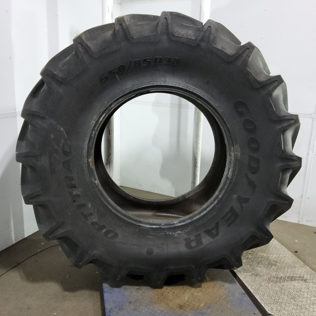 650/85R38 Goodyear Farm Optitrac R-1W 173D 99%