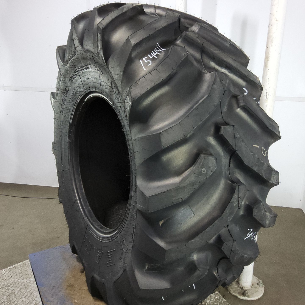 30.5L-32 Goodyear Farm Dyna Torque II R-1 H (16 Ply), 99%