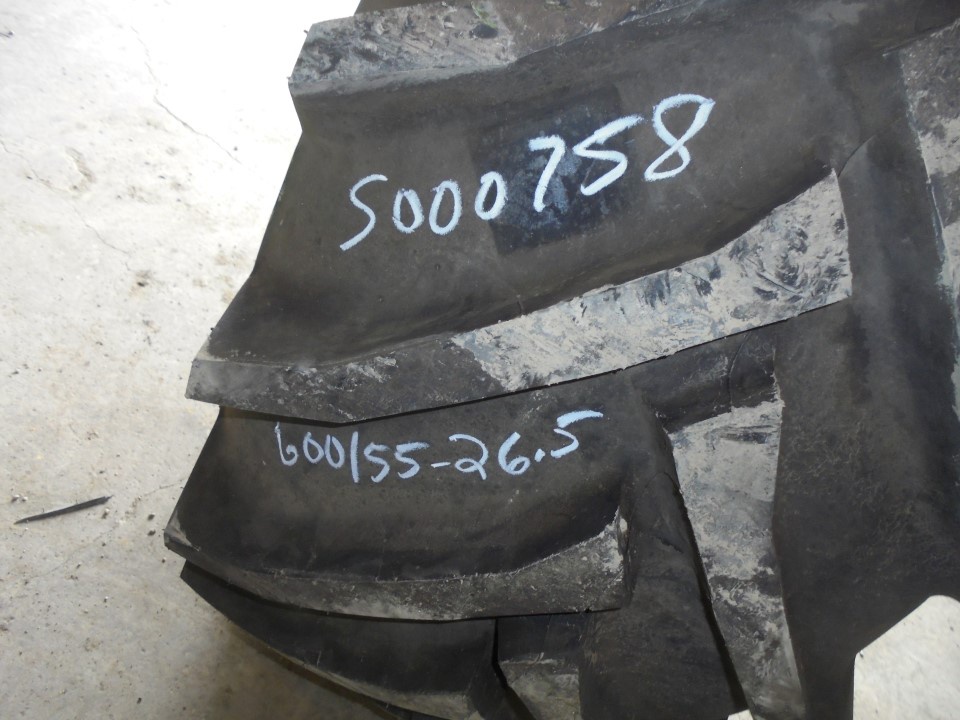 600/55-26.5 Trelleborg T414 R-1W 148 A8 99%