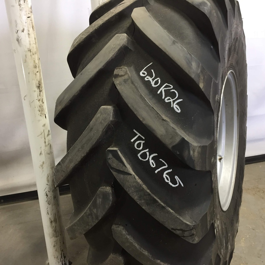 620/75R26 Michelin MegaXBib R-1W 166 B 90%