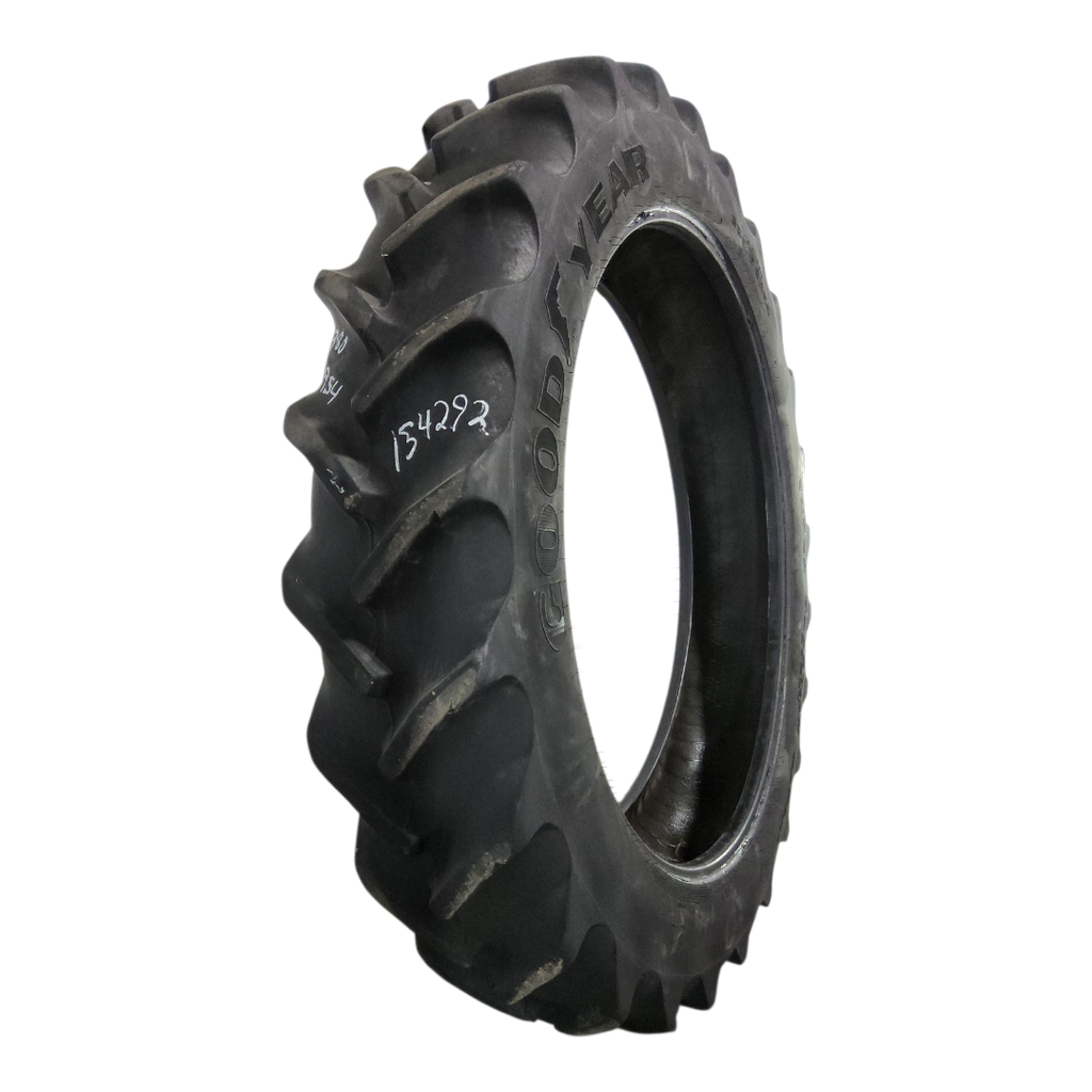 380/90R54 Goodyear Farm DT800 Super Traction R-1W 152A8 70%